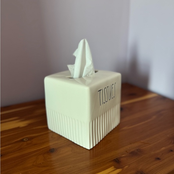 Rae Dunn by Magenta Tissue Cover Box - Picture 10 of 12